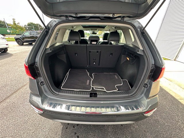Certified 2023 Volkswagen Taos SEL AWD/4WD image 15