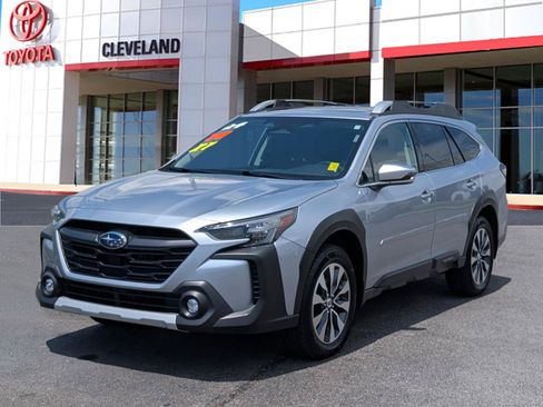 Used 2024 Subaru Outback Touring XT AWD/4WD image 4