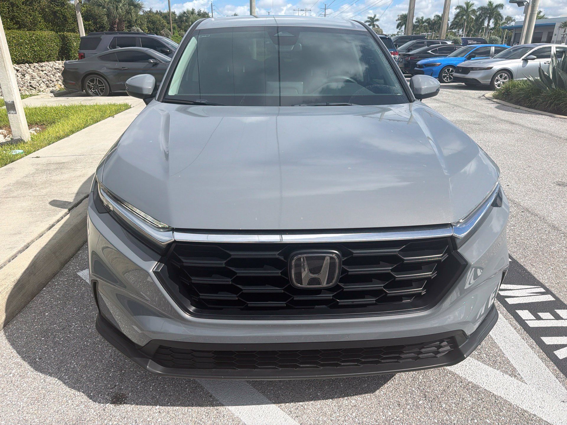 Used 2024 Honda CR-V LX image 9