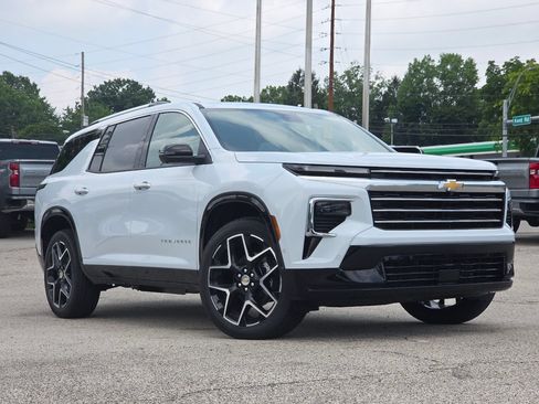 New 2026 Chevrolet Traverse High Country AWD/4WD image 2