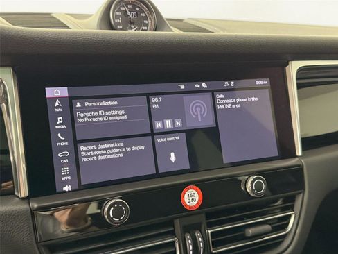 Certified 2026 Porsche Macan AWD/4WD image 20