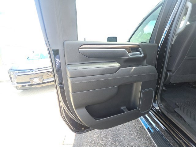 Used 2025 Chevrolet Silverado 2500 LT w/ Convenience Package AWD/4WD image 23