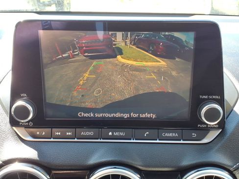 Used 2020 Nissan Sentra SV FWD image 15