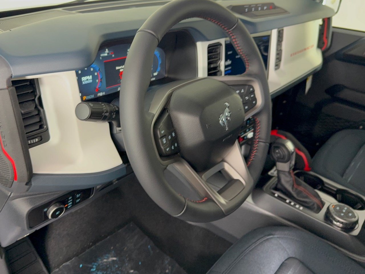 New 2026 Ford Bronco Heritage Edition AWD/4WD image 4