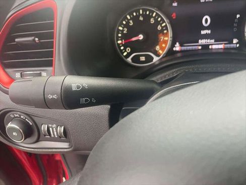 Used 2015 Jeep Renegade Trailhawk image 22