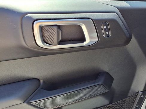 New 2026 Ford Bronco Outer Banks w/ Sasquatch Package image 11