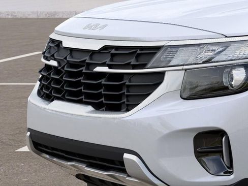 New 2026 Kia Seltos LX image 12