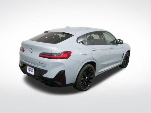 Used 2023 BMW X4 M40i AWD/4WD image 3