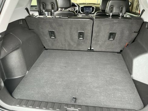 Used 2020 GMC Terrain SLT w/ Preferred Package image 17