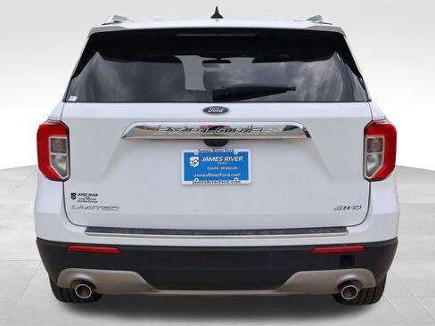 Certified 2023 Ford Explorer Limited AWD/4WD image 5
