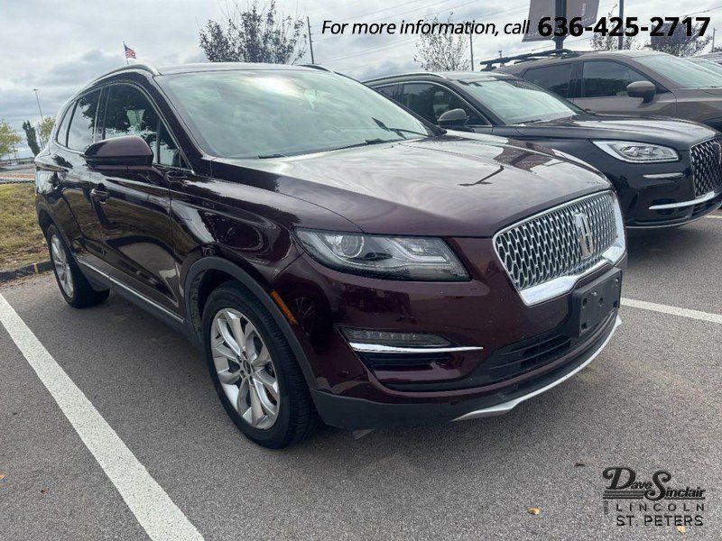 Used 2019 Lincoln MKC Select w/ Select Plus Package AWD/4WD image 1