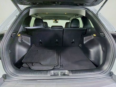 Used 2019 Jeep Cherokee Limited image 29