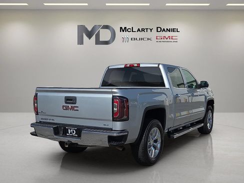 Used 2018 GMC Sierra 1500 SLT w/ SLT Premium Package AWD/4WD image 14