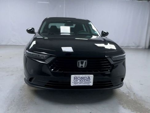 Used 2025 Honda Accord LX image 3