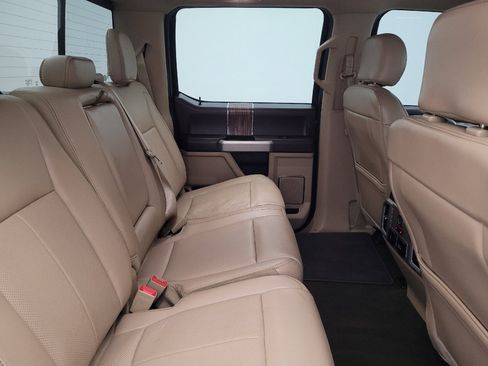 Used 2020 Ford F150 Lariat w/ Equipment Group 502A Luxury AWD/4WD image 19