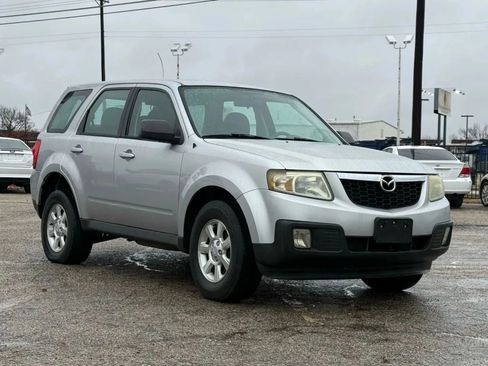 Used 2010 MAZDA Tribute i Sport image 3
