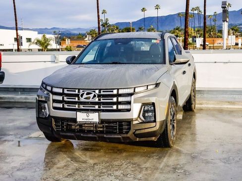 Used 2025 Hyundai Santa Cruz SEL image 4