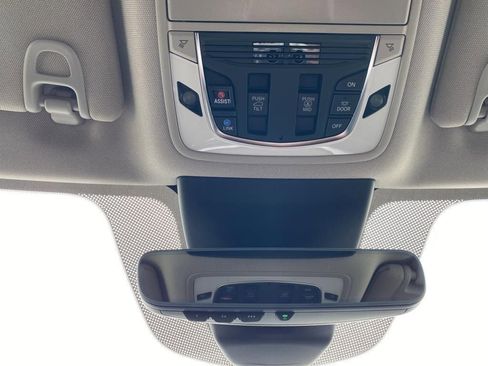 Used 2023 Acura MDX SH-AWD w/ Technology Package image 15