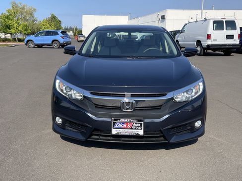 Used 2018 Honda Civic EX-T image 8