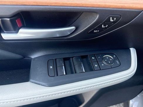 Used 2026 Toyota Grand Highlander AWD Hybrid image 13