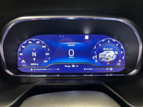 Used 2023 Chevrolet Tahoe RST image 32