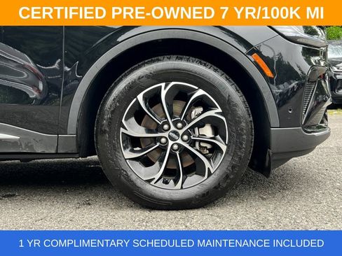 Certified 2024 Lincoln Nautilus Premier AWD/4WD image 7