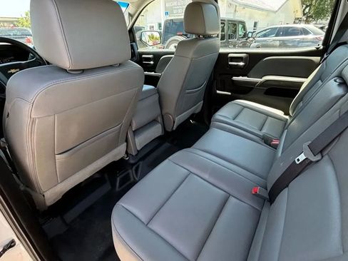 Used 2019 Chevrolet Silverado 2500 W/T AWD/4WD image 20