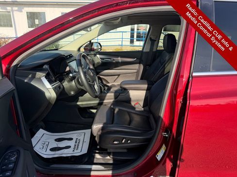 Used 2017 Cadillac XT5 Luxury FWD image 12