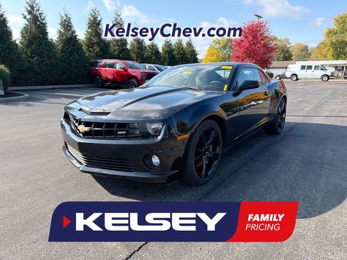 Used 2011 Chevrolet Camaro SS image 1