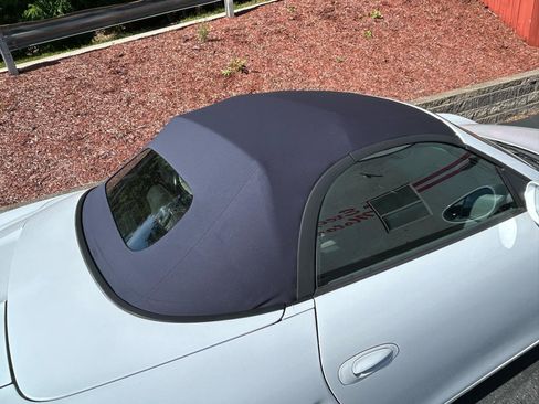 Used 1997 Porsche Boxster RWD image 10