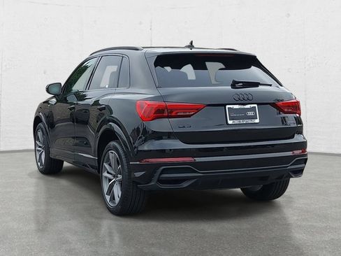 Certified 2025 Audi Q3 2.0T Premium w/ Convenience Package AWD/4WD image 7
