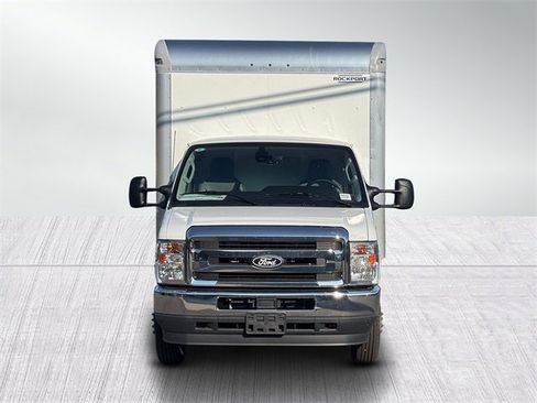 New 2026 Ford E-450 and Econoline 450 Super Duty w/ Power Equipment Group image 2