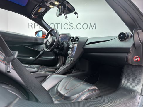 Used 2020 McLaren 720S Spider RWD image 26