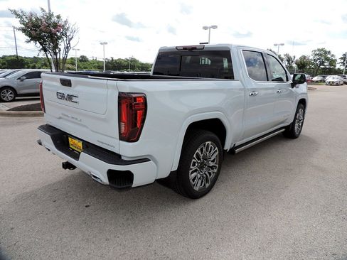 New 2026 GMC Sierra 1500 Denali Ultimate AWD/4WD image 5