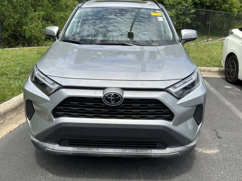 Used 2023 Toyota RAV4 XLE w/ Convenience Package FWD image 2
