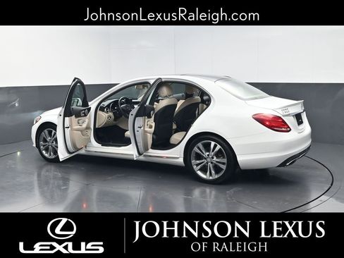 Used 2015 Mercedes-Benz C 300 Sedan image 38