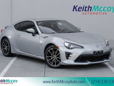 Used 2017 Toyota 86 RWD image 1