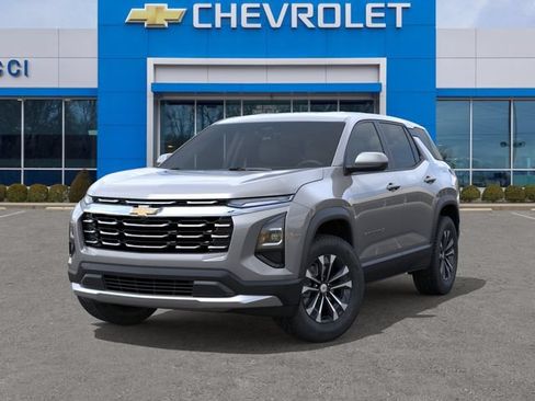 New 2027 Chevrolet Equinox LT w/ Convenience Package II FWD image 6