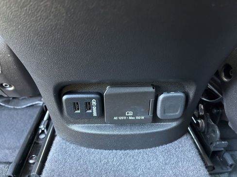 Used 2016 Chevrolet Malibu Premier w/ Driver Confidence Package II image 32