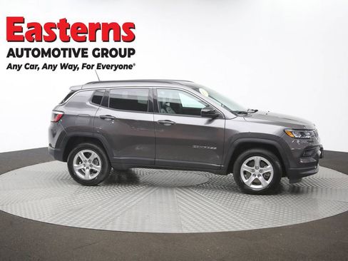 Used 2024 Jeep Compass Latitude AWD/4WD image 41