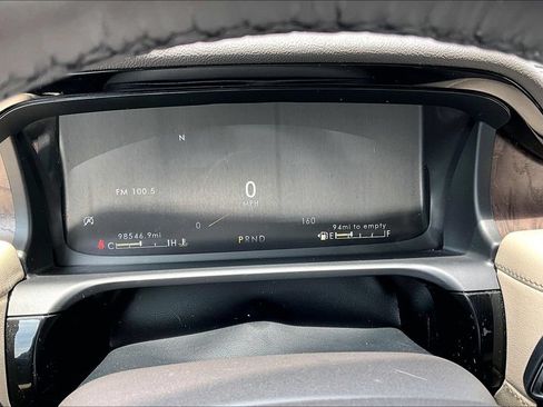 Used 2023 Lincoln Aviator Reserve w/ Equipment Group 201A AWD/4WD image 11