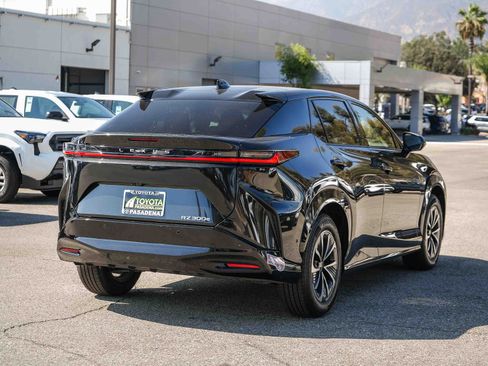 Used 2024 Lexus RZ 300e Premium w/ Technology Package FWD image 6