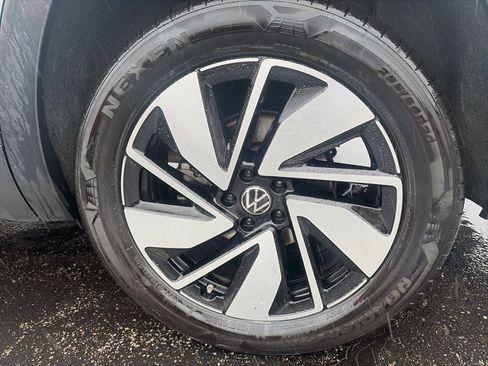 Used 2026 Volkswagen Atlas SE AWD/4WD image 11