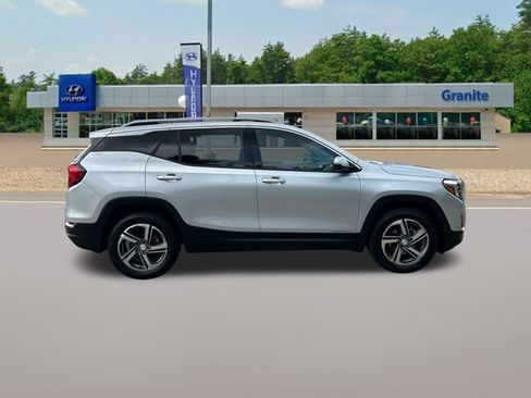 Used 2021 GMC Terrain SLT w/ Infotainment Package II AWD/4WD image 5
