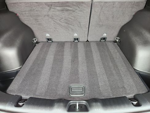 Used 2024 Jeep Compass Sport image 35