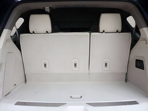 Certified 2025 Cadillac Escalade Sport Platinum AWD/4WD image 19