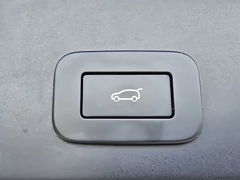 Used 2023 Land Rover Range Rover Evoque S image 13