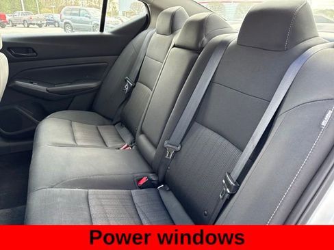Used 2025 Nissan Altima 2.5 SV FWD image 17