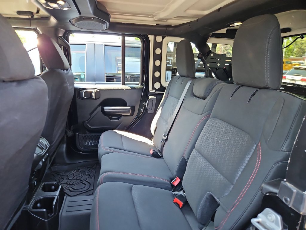 Used 2021 Jeep Wrangler Unlimited Rubicon AWD/4WD image 14