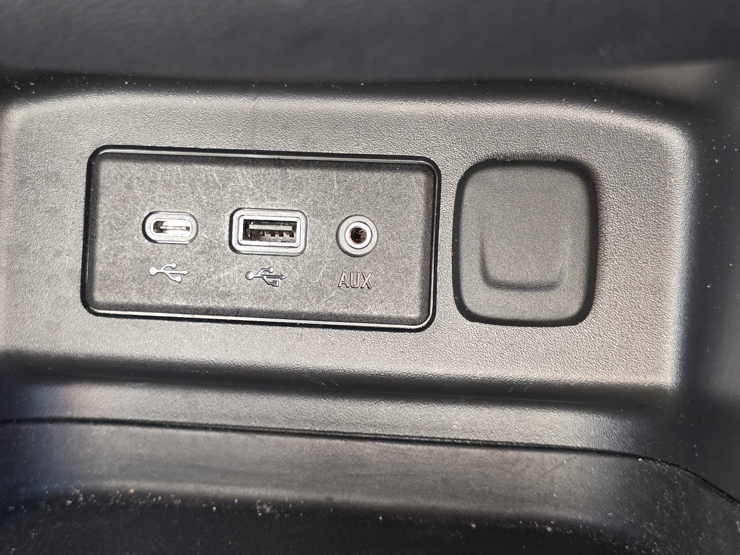 Used 2021 Chevrolet Equinox LT FWD image 8